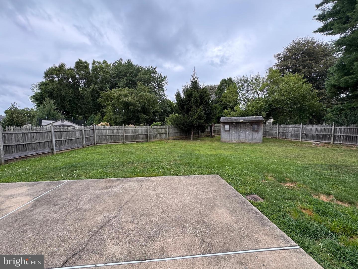 2067 E Wellington Rd Property Photo 21