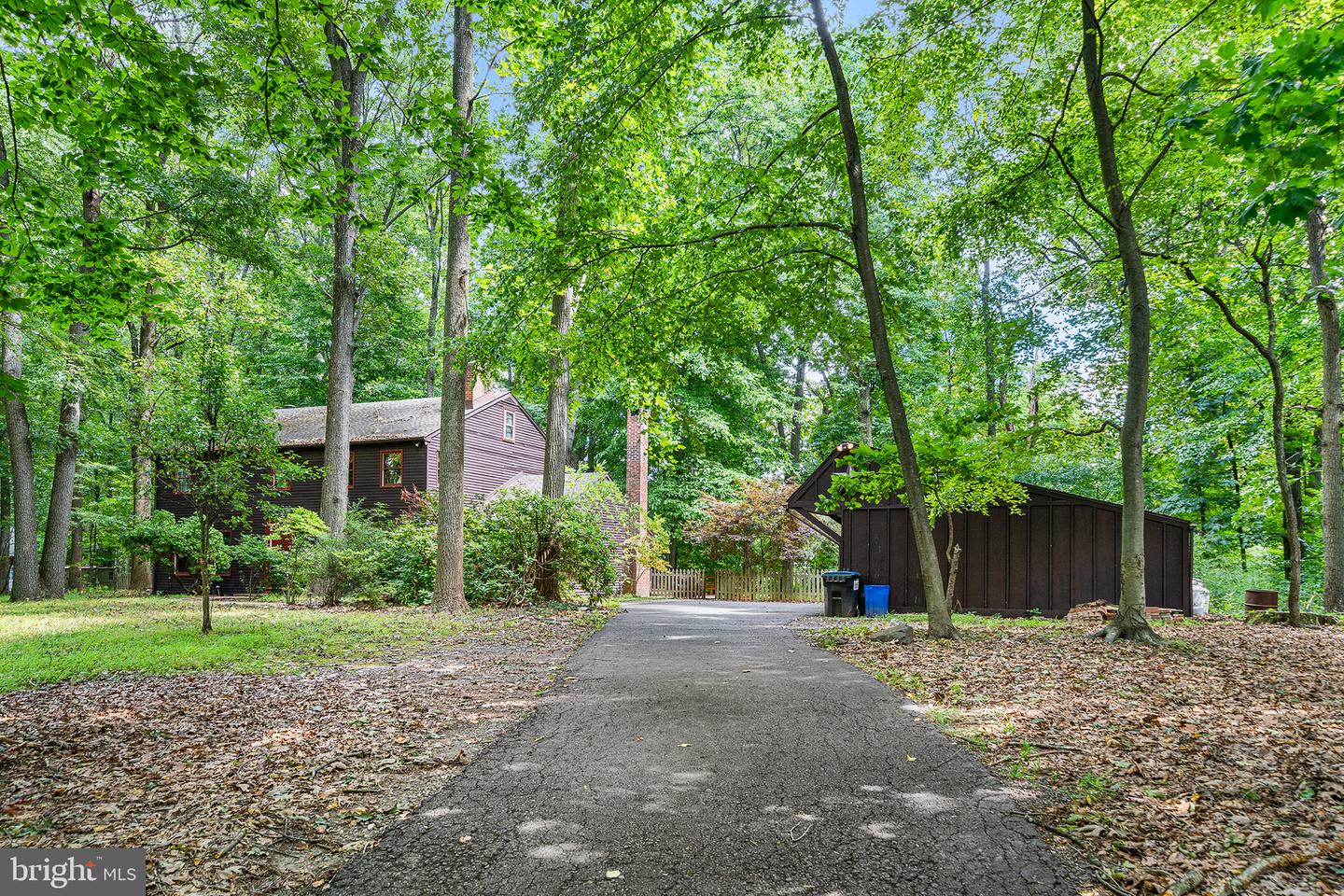5839 Private Rd Property Photo 5