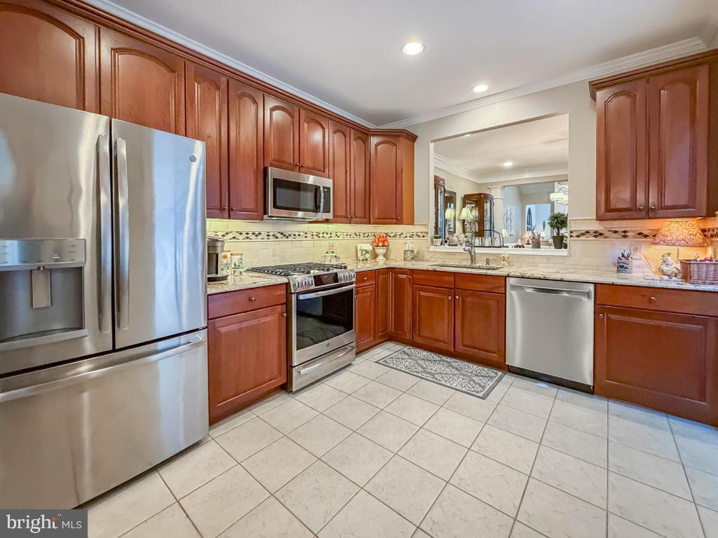 21 Van Artsdalen Dr Property Photo 6