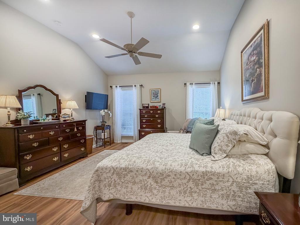21 Van Artsdalen Dr Property Photo 23