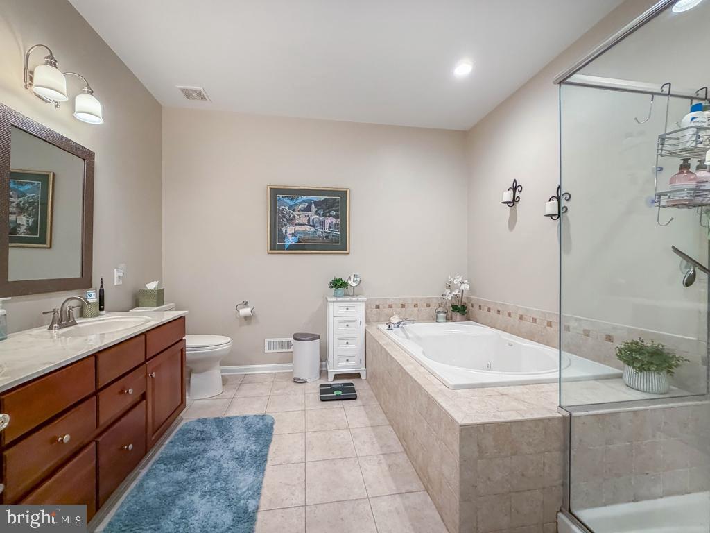 21 Van Artsdalen Dr Property Photo 28