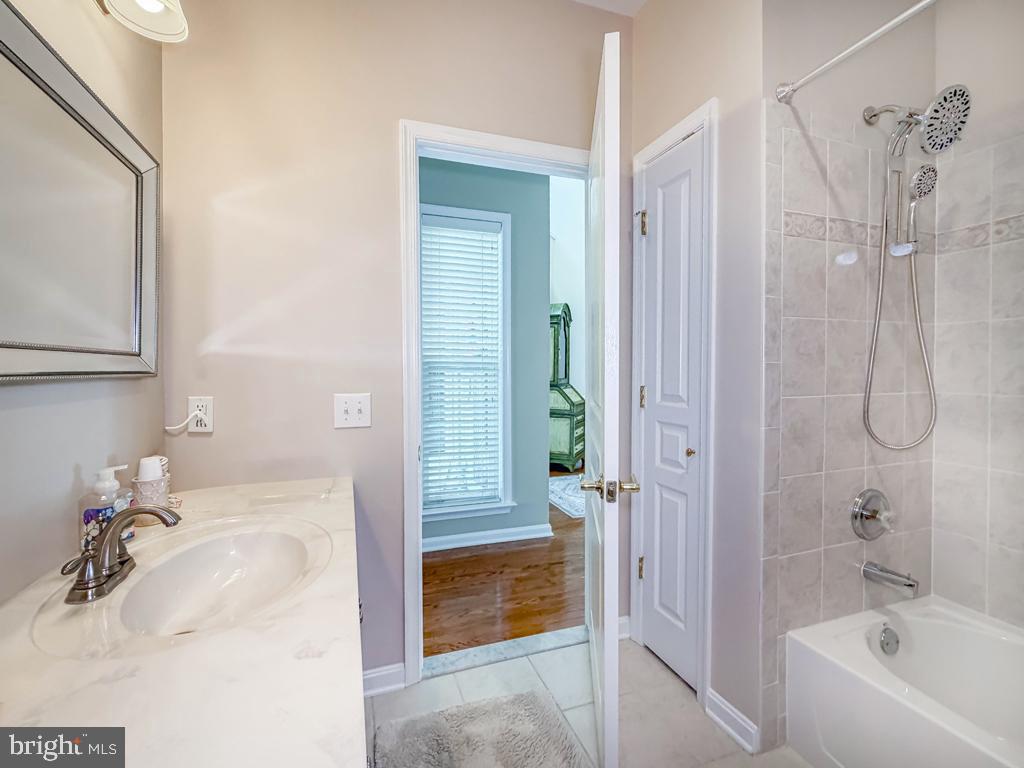 21 Van Artsdalen Dr Property Photo 35