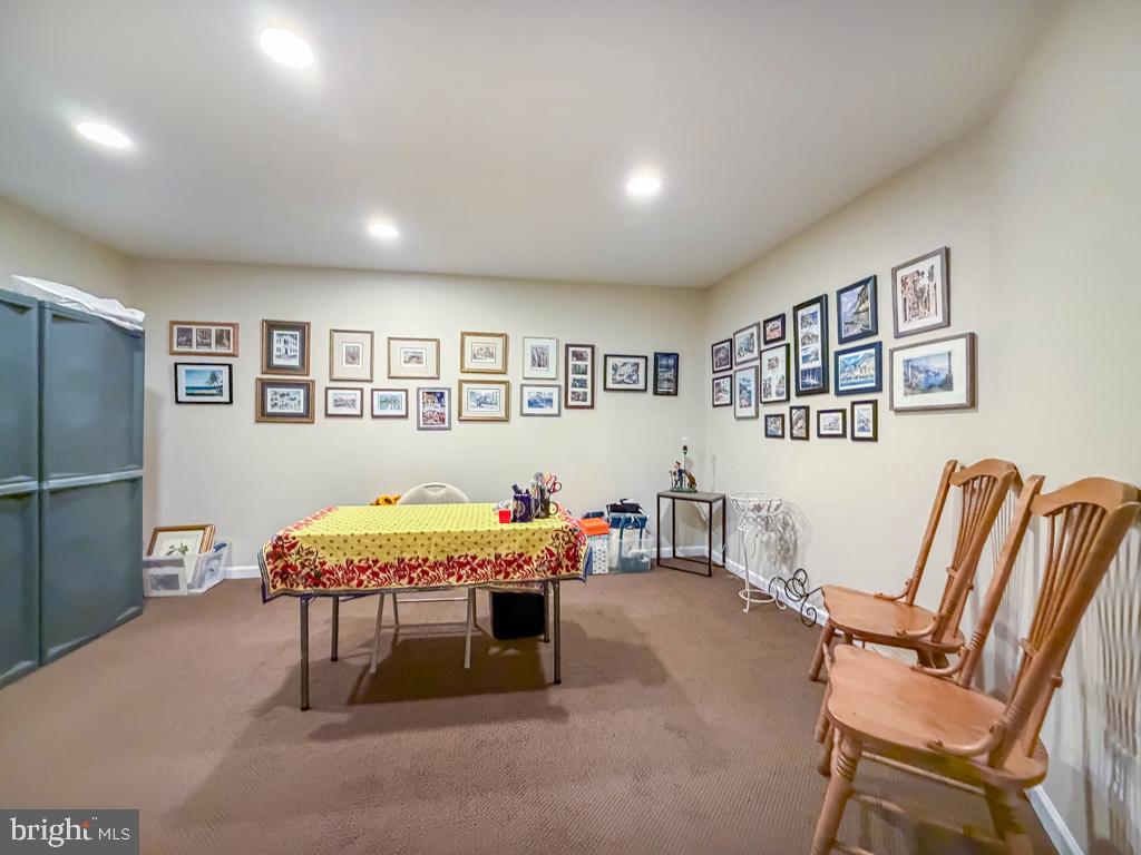 21 Van Artsdalen Dr Property Photo 53