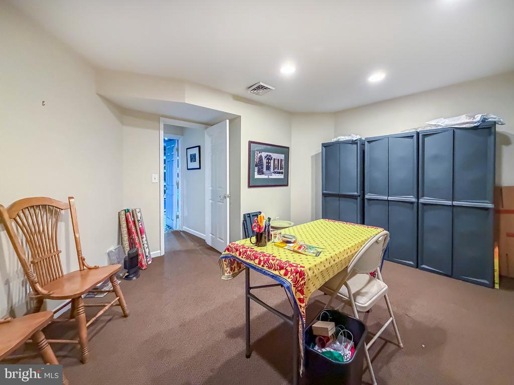 21 Van Artsdalen Dr Property Photo 54