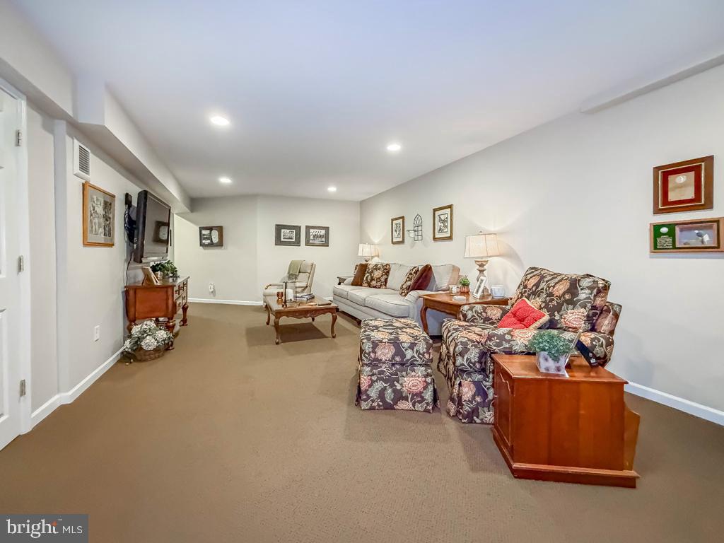 21 Van Artsdalen Dr Property Photo 58