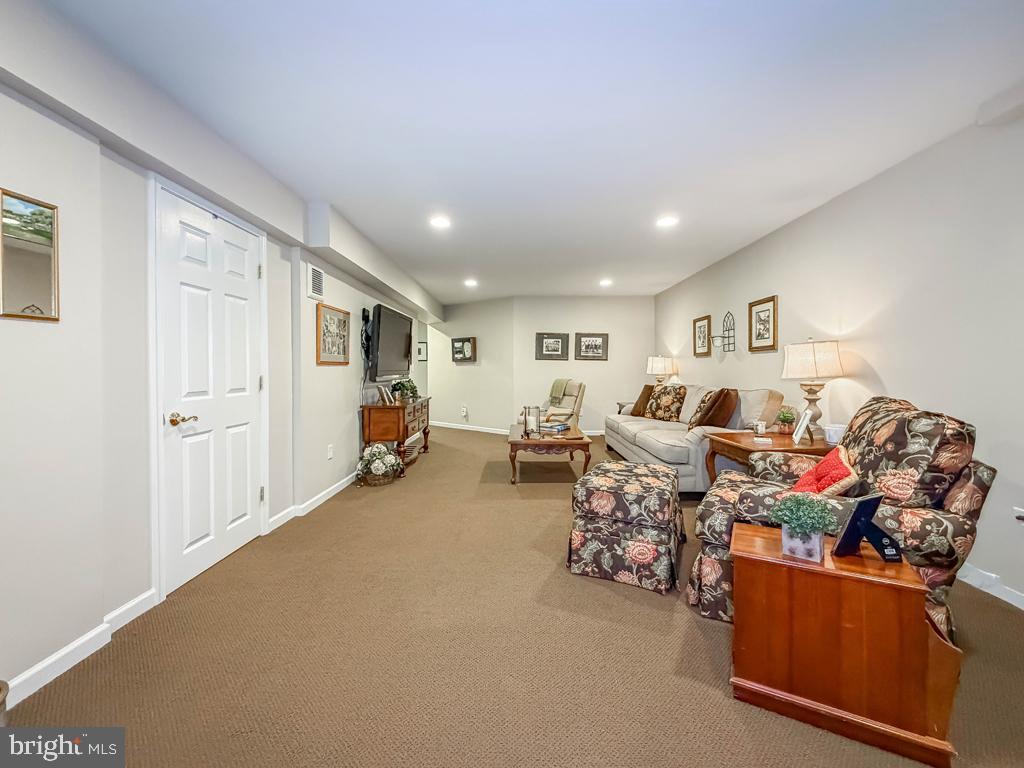 21 Van Artsdalen Dr Property Photo 59