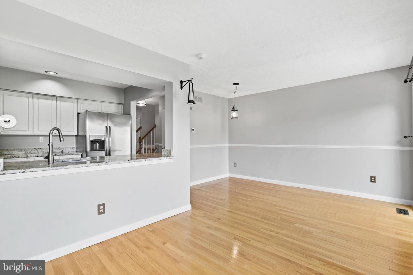4650 Louise Saint Claire Dr Property Photo 6