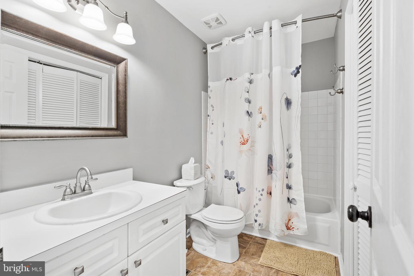 4650 Louise Saint Claire Dr Property Photo 10