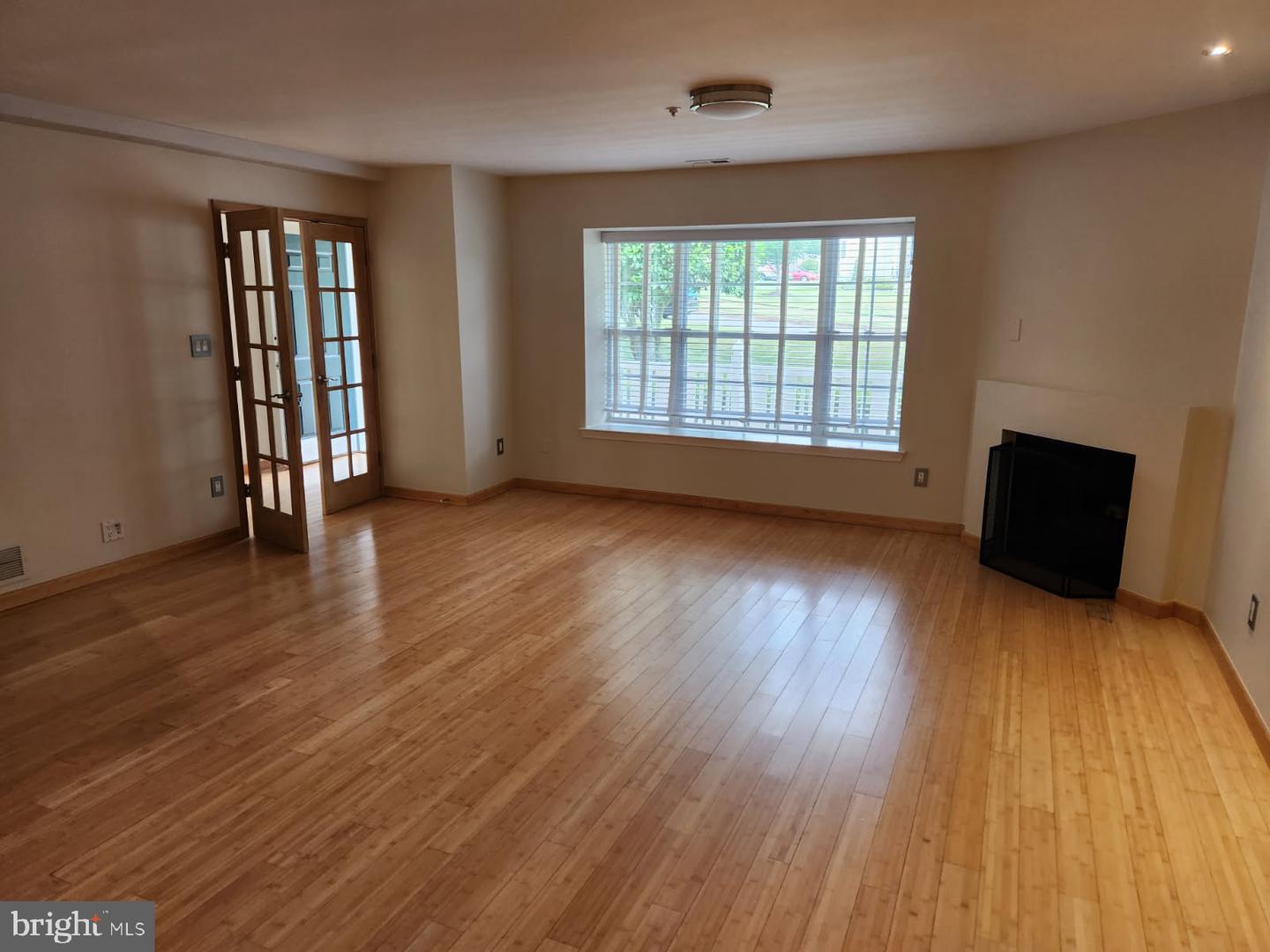 1510 Carol Ct Property Photo 4