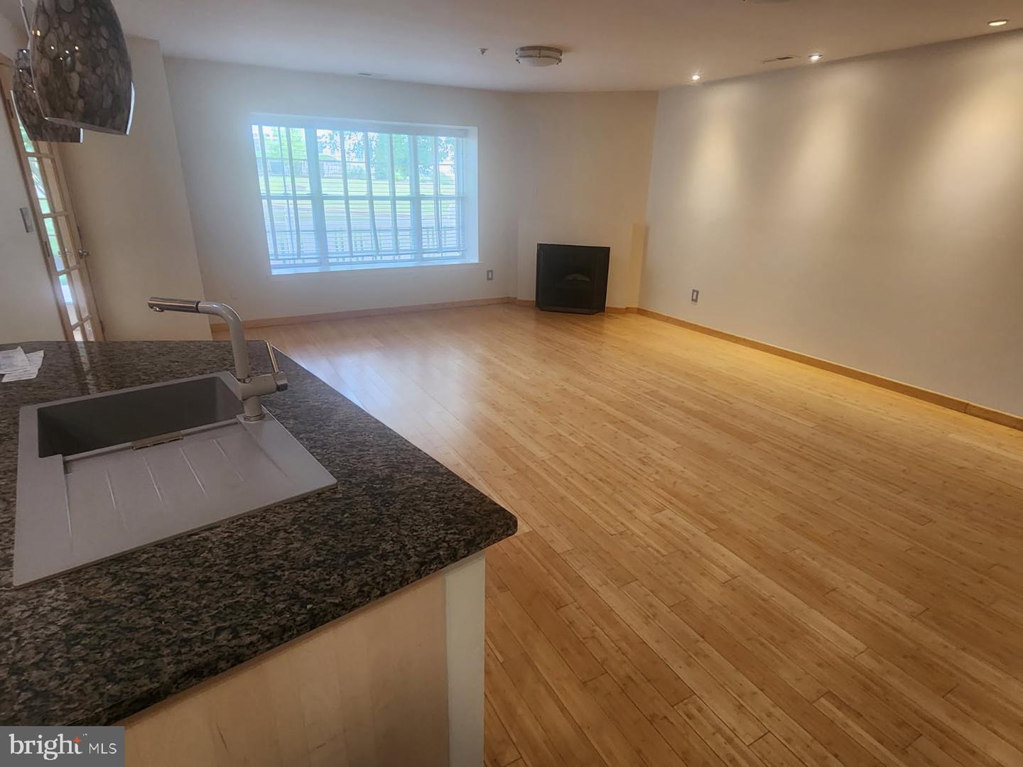 1510 Carol Ct Property Photo 5