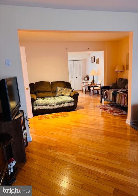 632 Longfellow Ct Property Photo 4