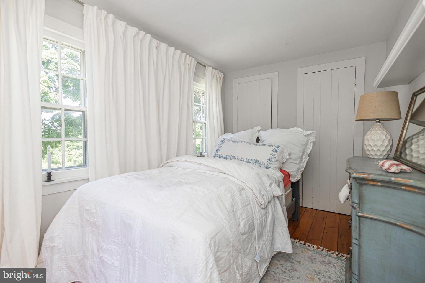 222 Aqueduct Rd Property Photo 66
