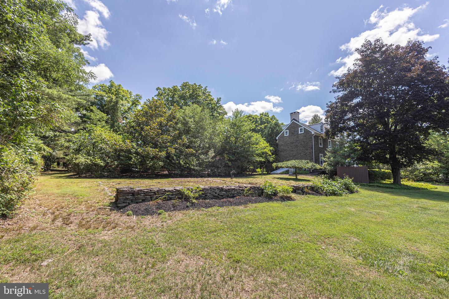 222 Aqueduct Rd Property Photo 84