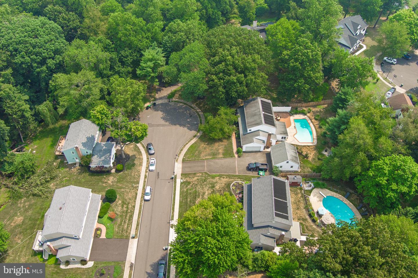 895 Sycamore Dr Property Photo 7