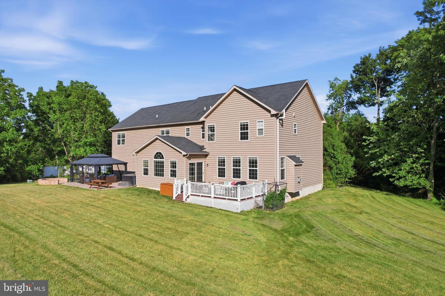 914 Hilltown Pike Property Photo 79