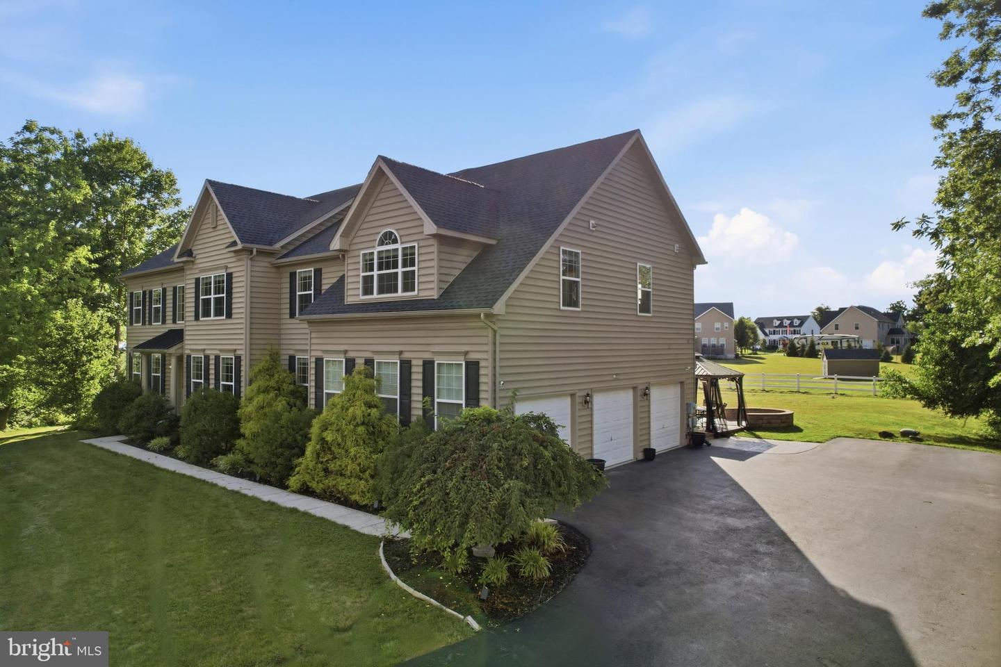 914 Hilltown Pike Property Photo 88