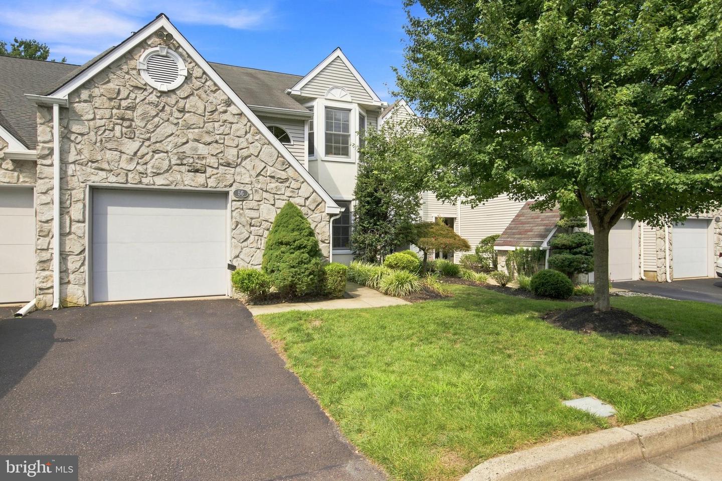 56 Kanon Ct Property Photo 2
