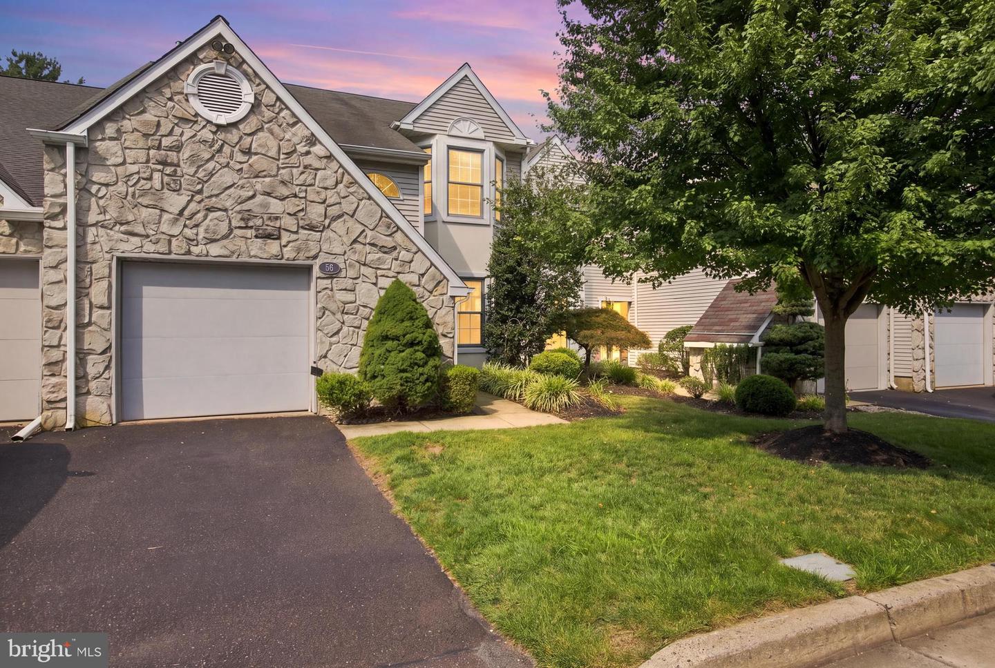 56 Kanon Ct Property Photo 3