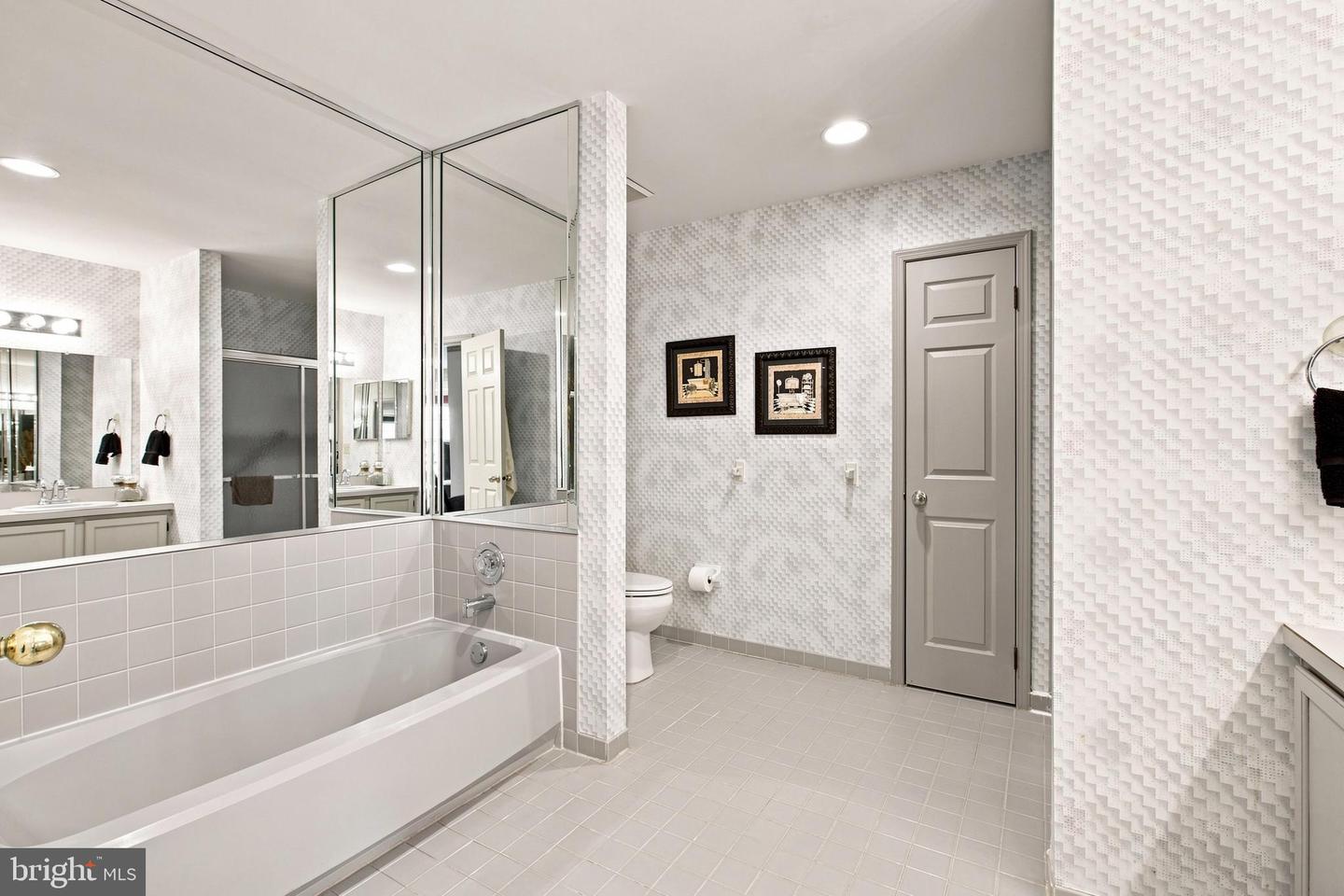 56 Kanon Ct Property Photo 22