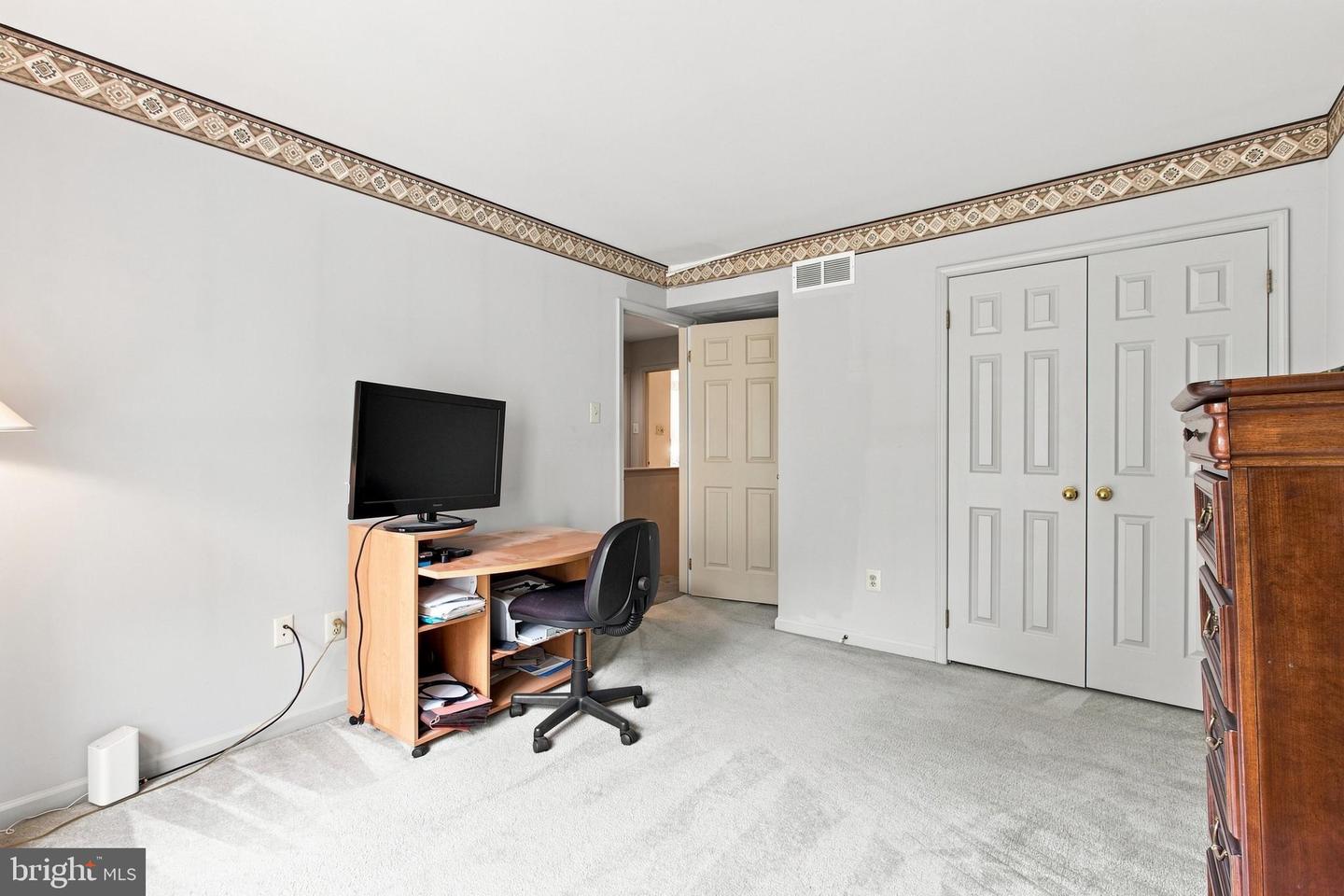 56 Kanon Ct Property Photo 24