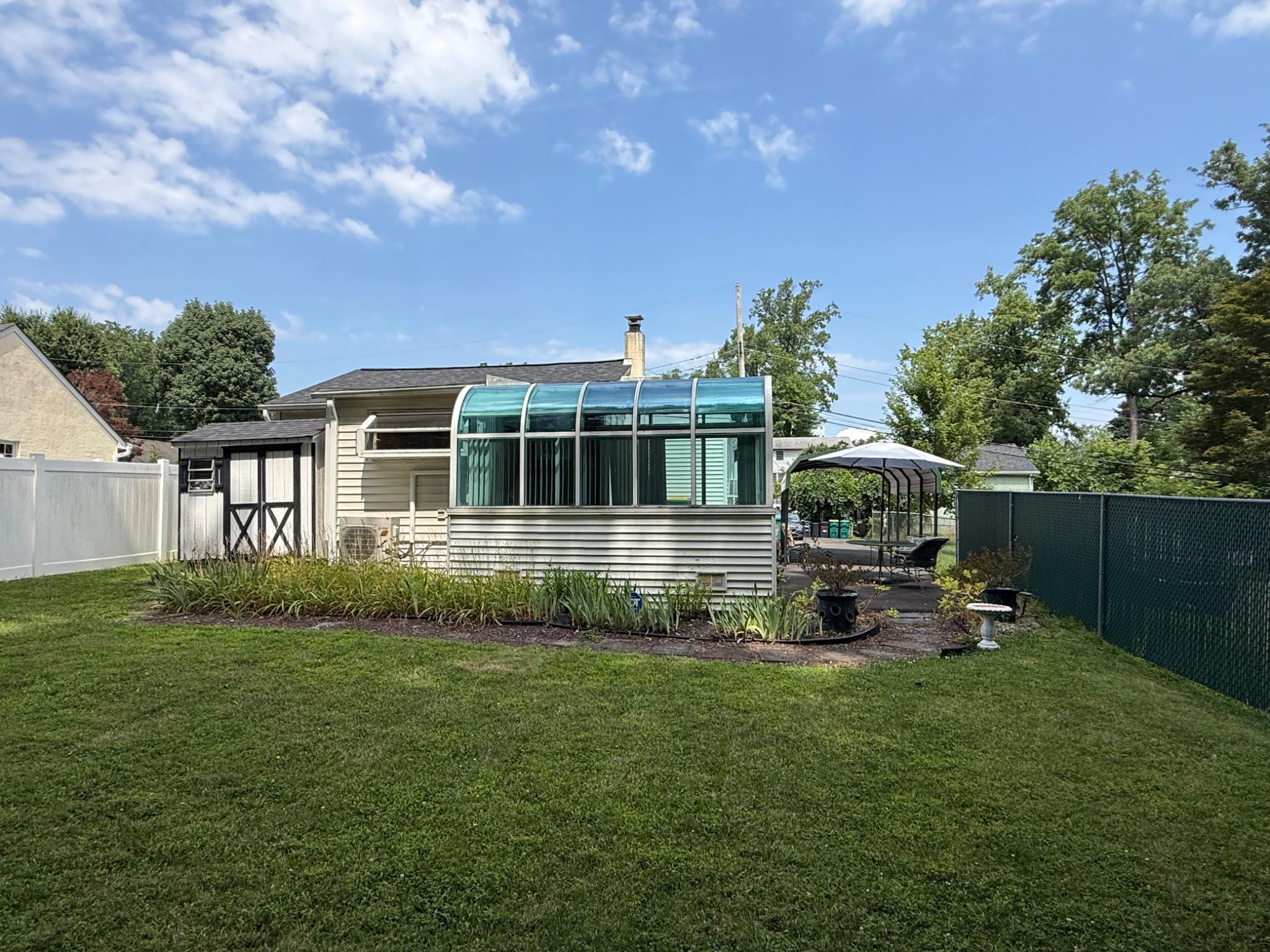 623 Knoll Ave Property Photo 36