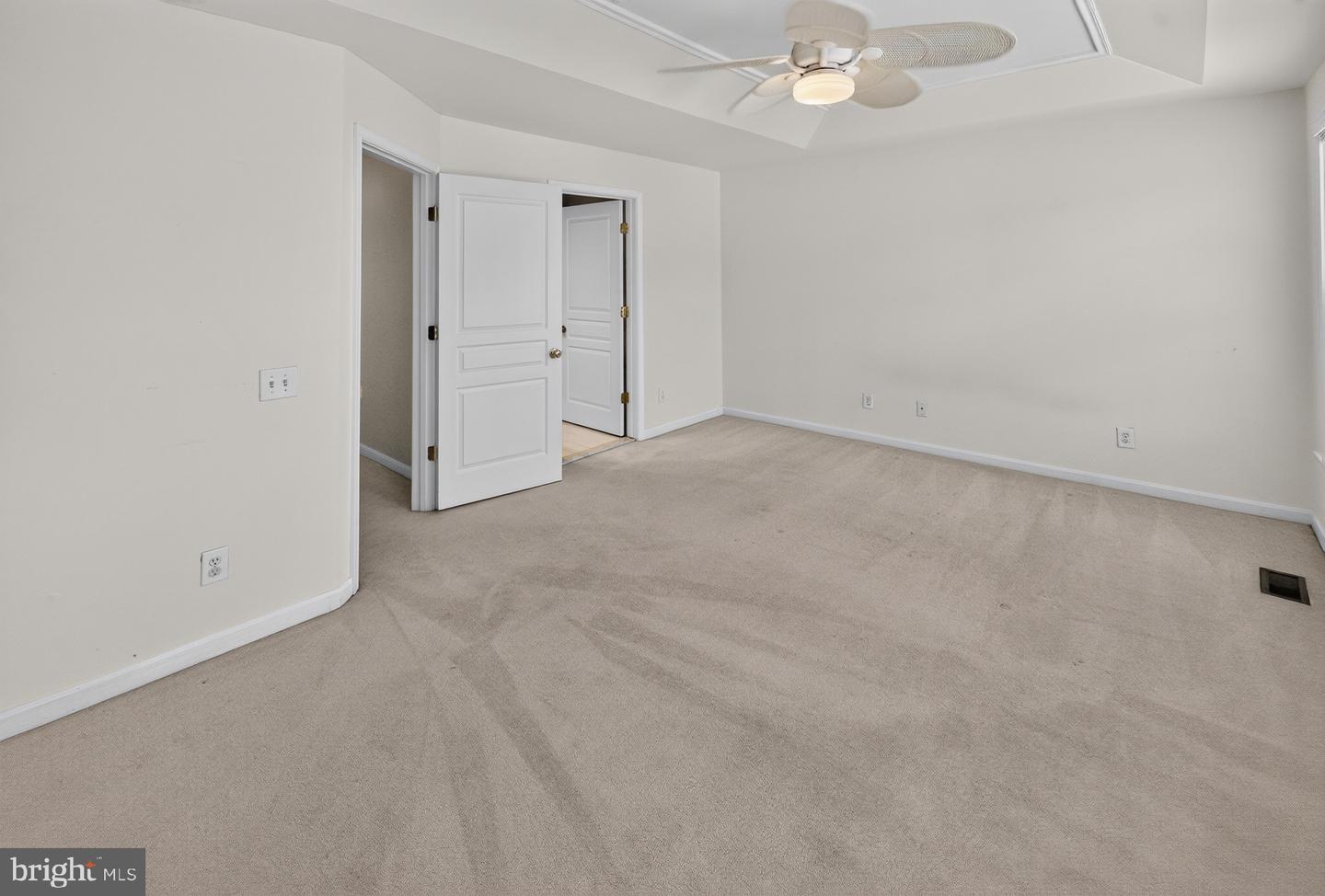 32 Charter Oak Ct Property Photo 18