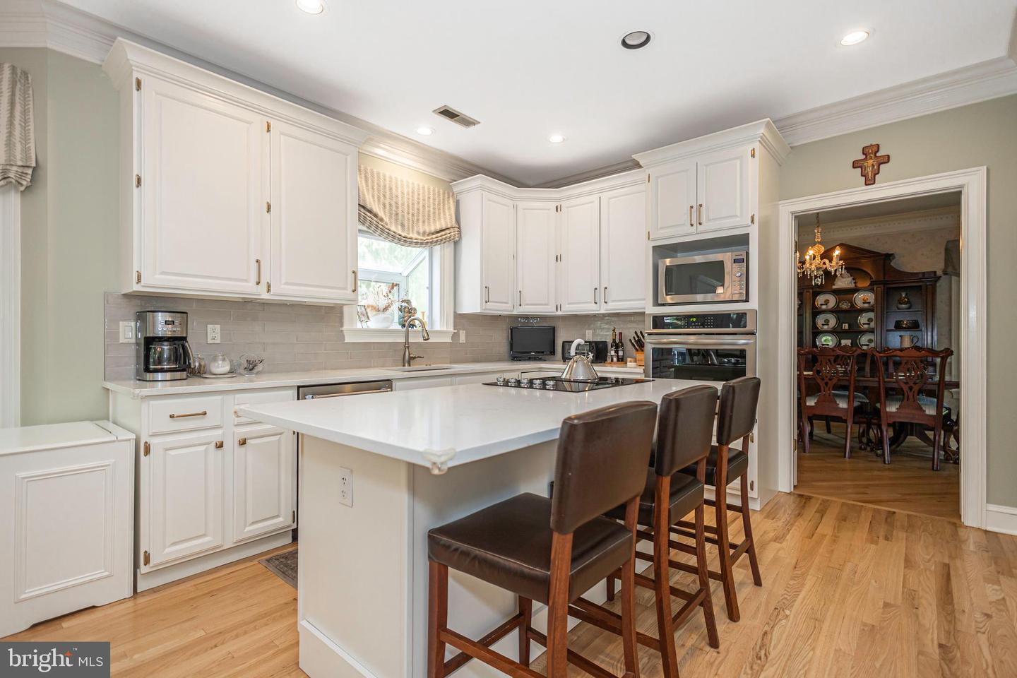 102 Saint Andrews Pl #e Property Photo 33