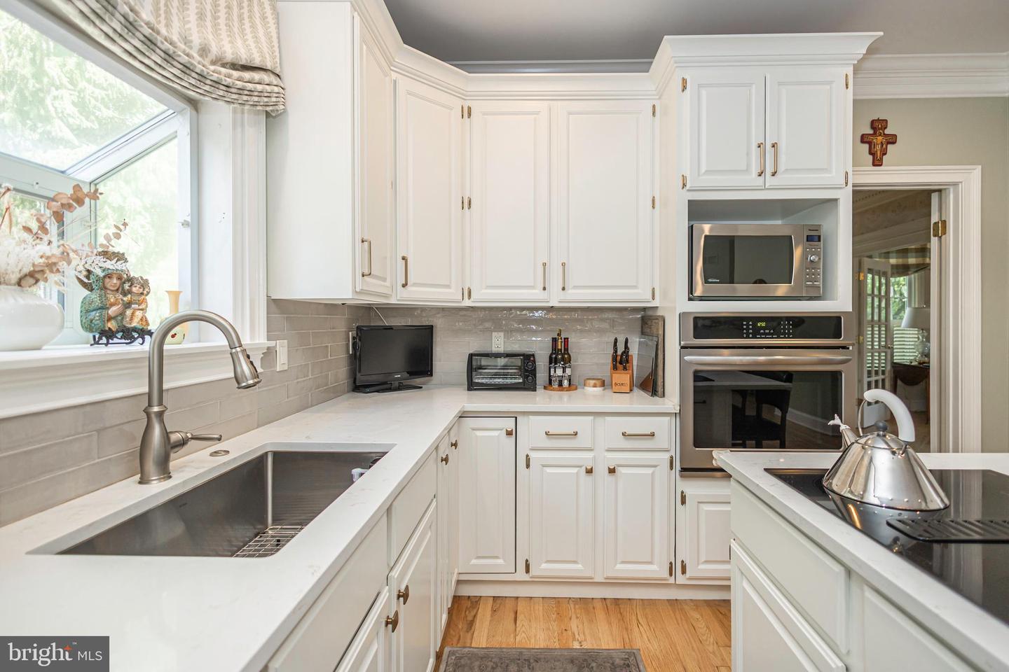 102 Saint Andrews Pl #e Property Photo 36