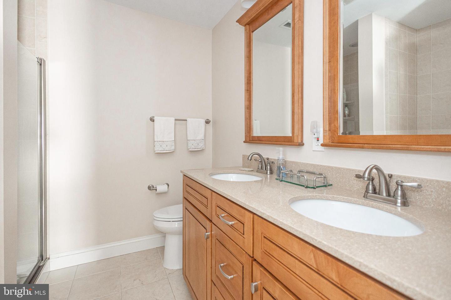 102 Saint Andrews Pl #e Property Photo 52