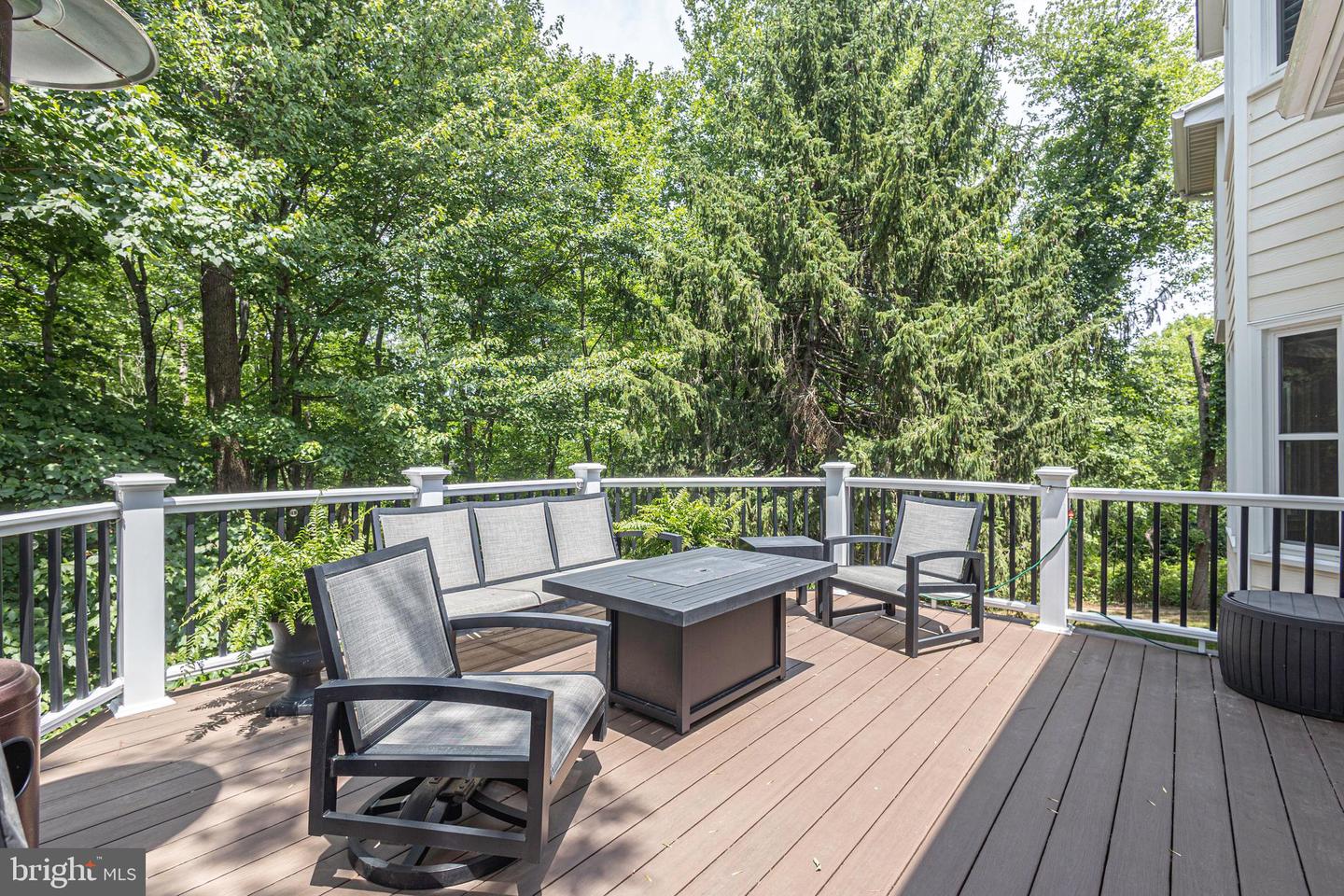 102 Saint Andrews Pl #e Property Photo 62