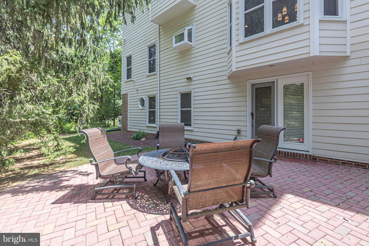 102 Saint Andrews Pl #e Property Photo 67