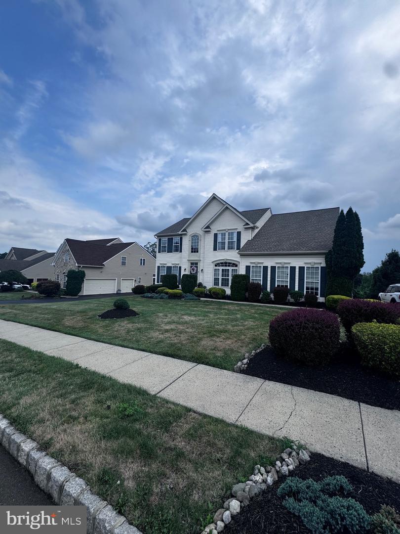 407 Winding Ln Property Photo 2