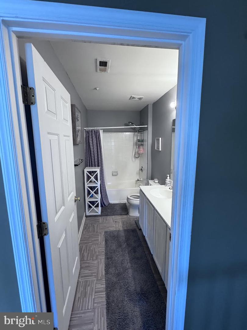 407 Winding Ln Property Photo 18