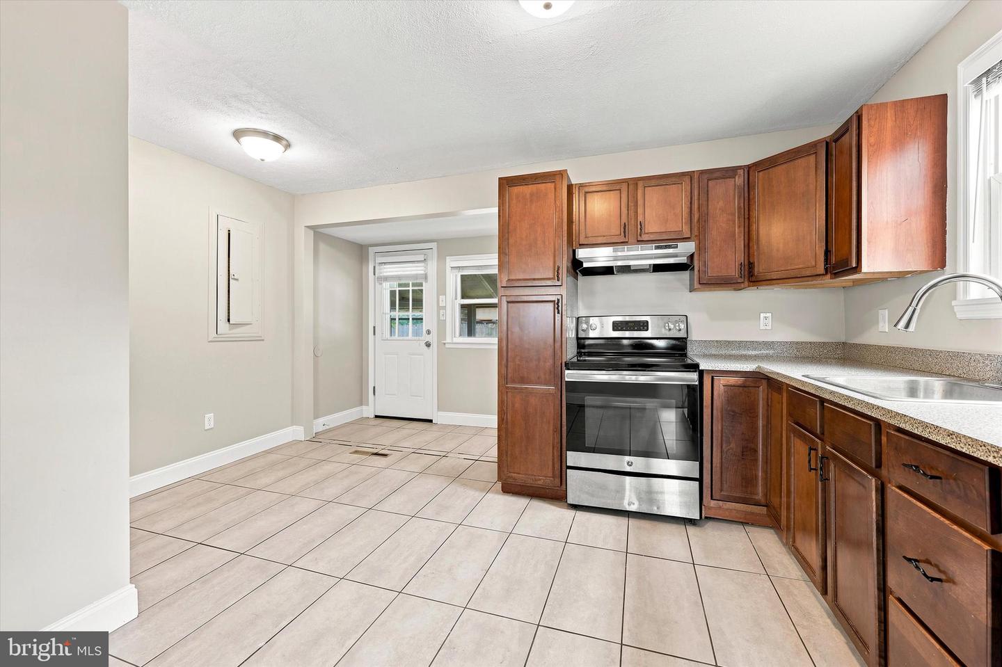 1304 Nancy Property Photo 7