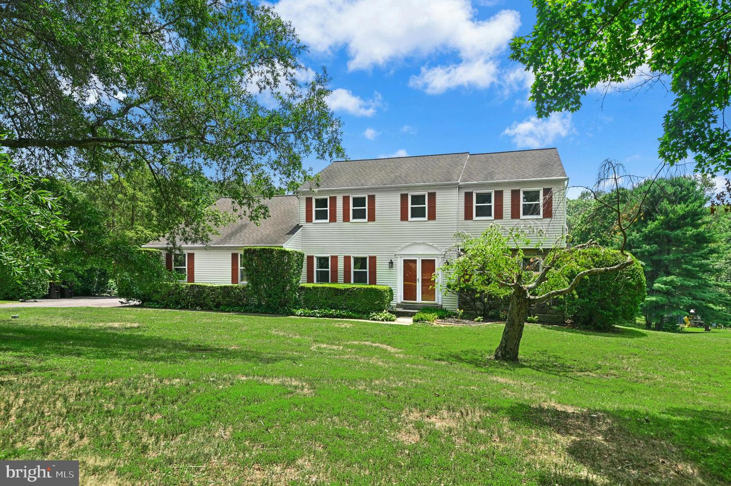 2608 SPRINGHILL CIR
