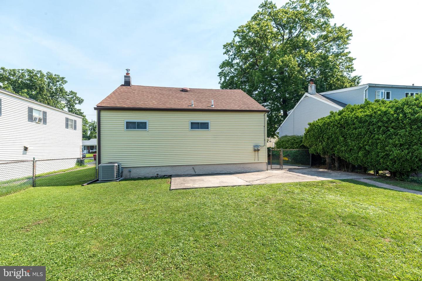 480 Nemoral St Property Photo 5