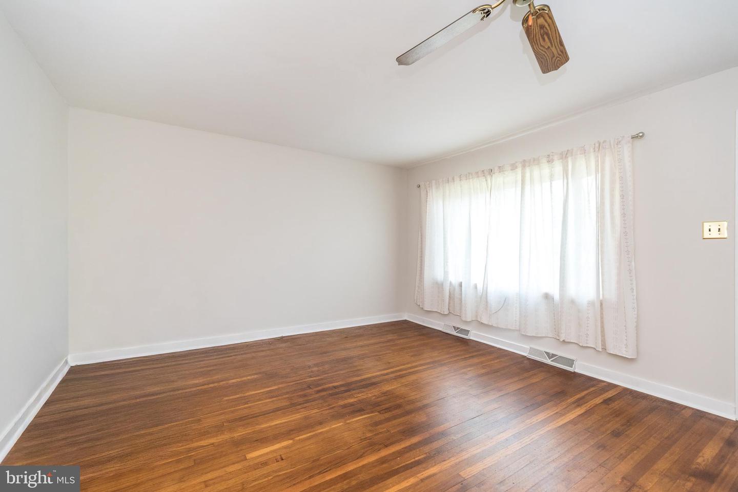 480 Nemoral St Property Photo 7