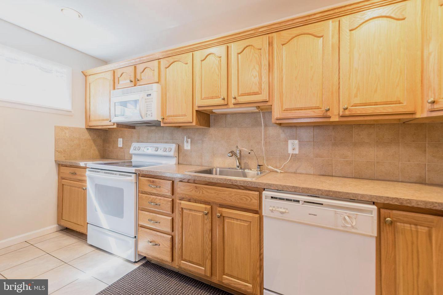 480 Nemoral St Property Photo 14