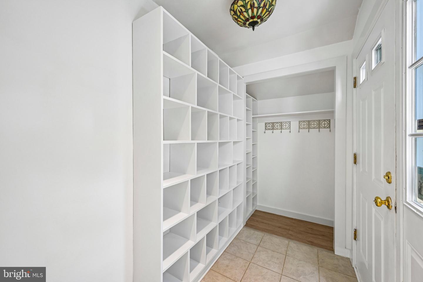 1564 Applewood Cir Property Photo 10