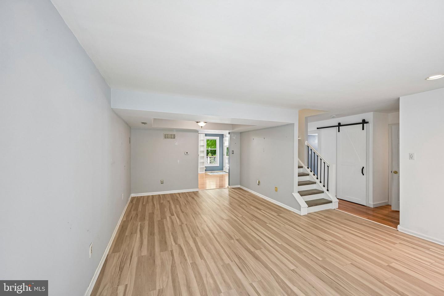 1564 Applewood Cir Property Photo 23