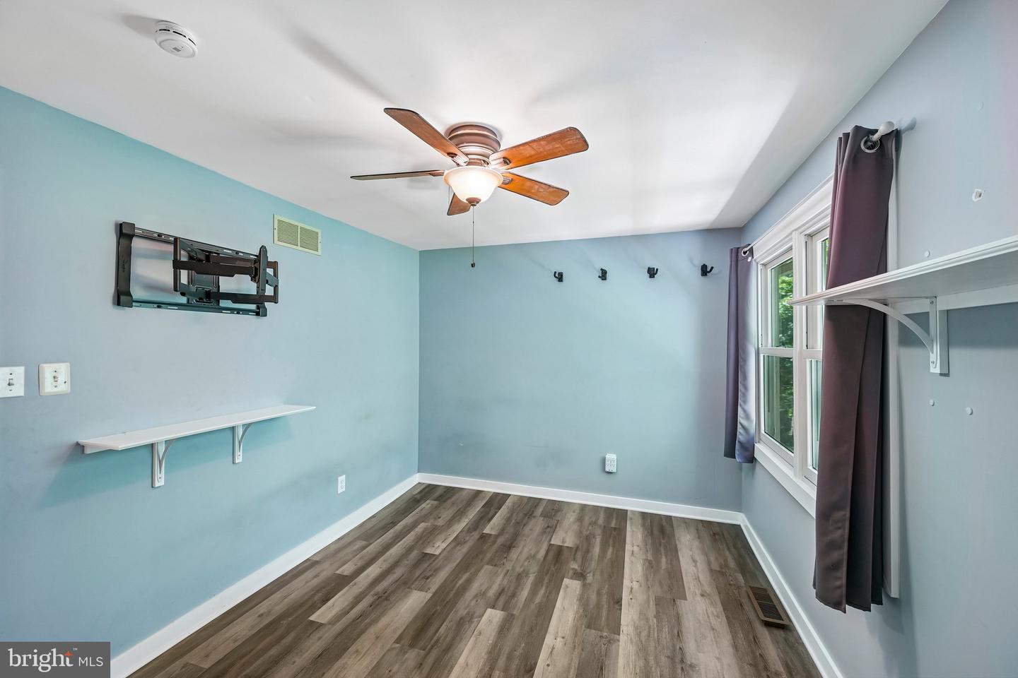 1564 Applewood Cir Property Photo 40