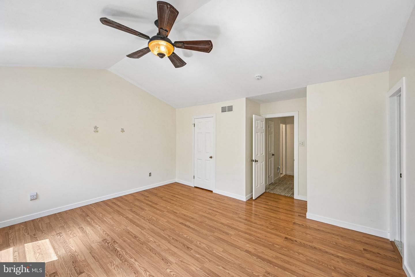 1564 Applewood Cir Property Photo 47