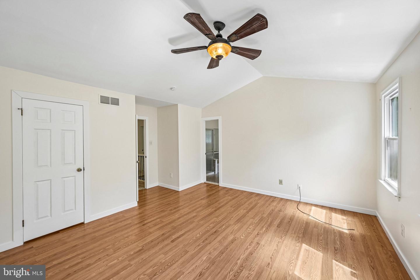 1564 Applewood Cir Property Photo 48