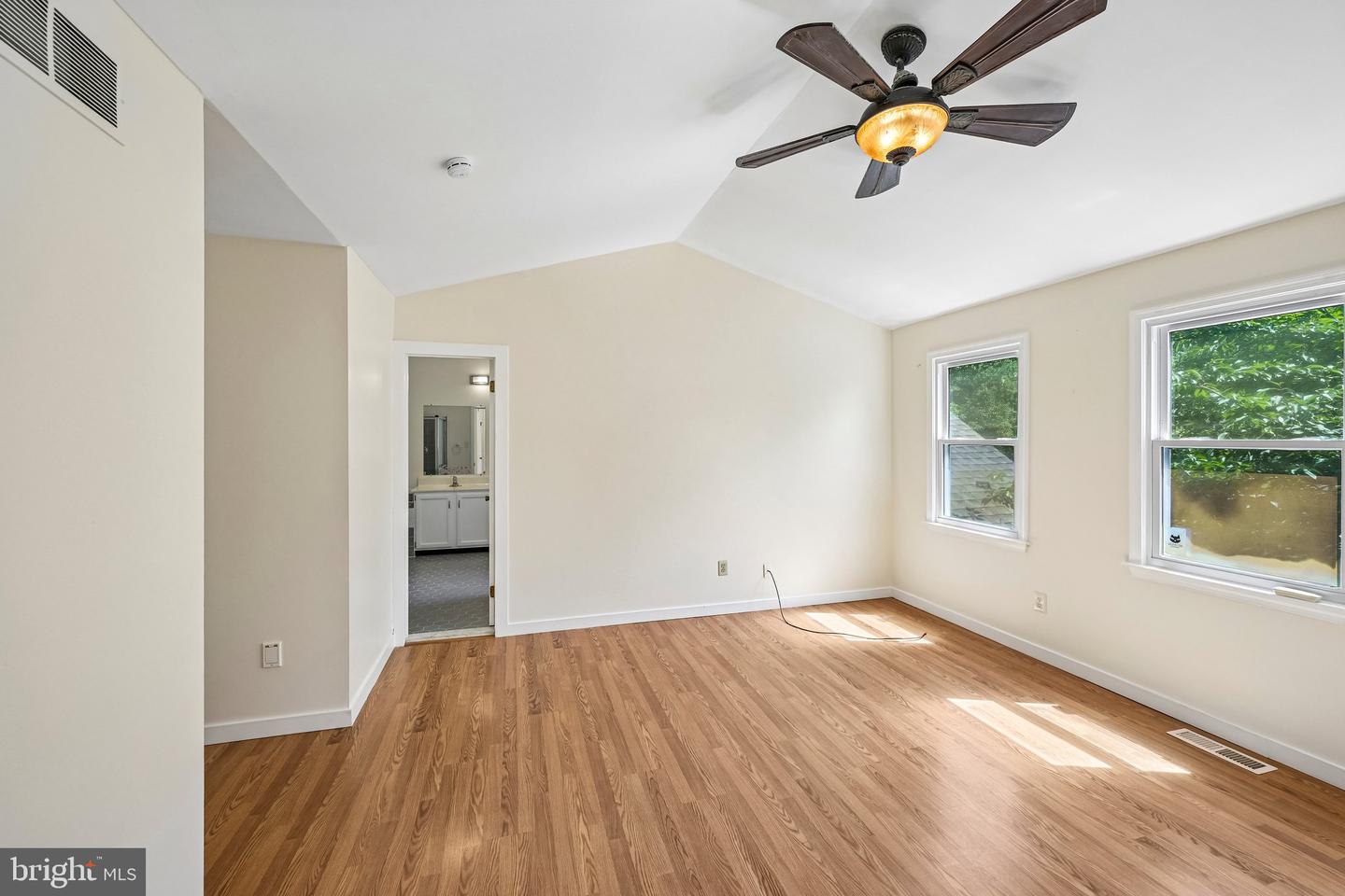 1564 Applewood Cir Property Photo 49