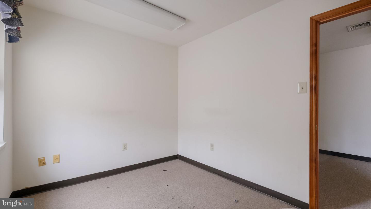 1041 Millcreek Property Photo 14