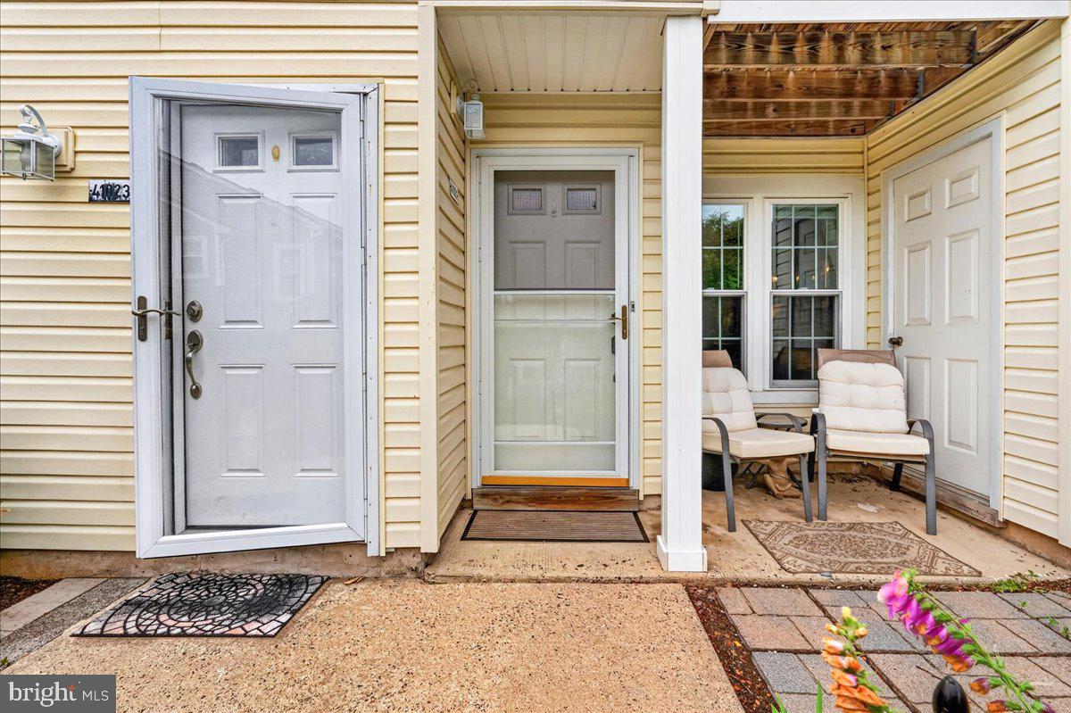 41021 Coopers Pl Property Photo 5