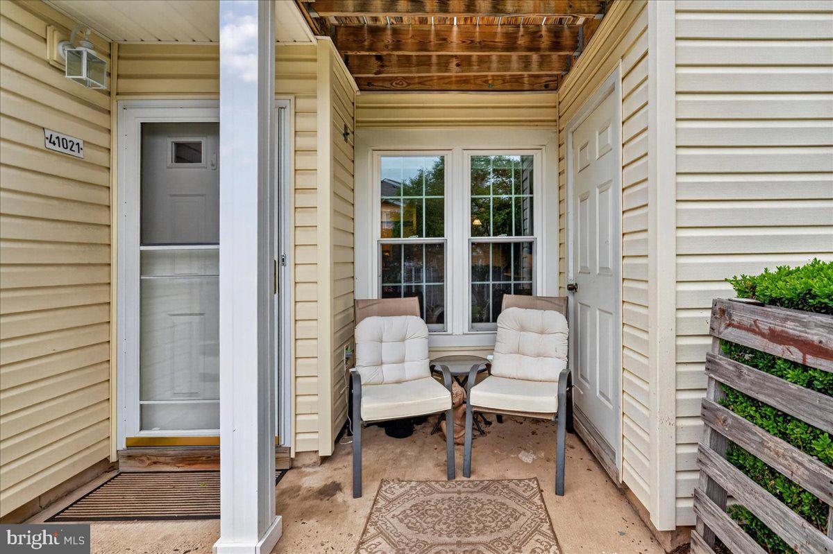 41021 Coopers Pl Property Photo 6