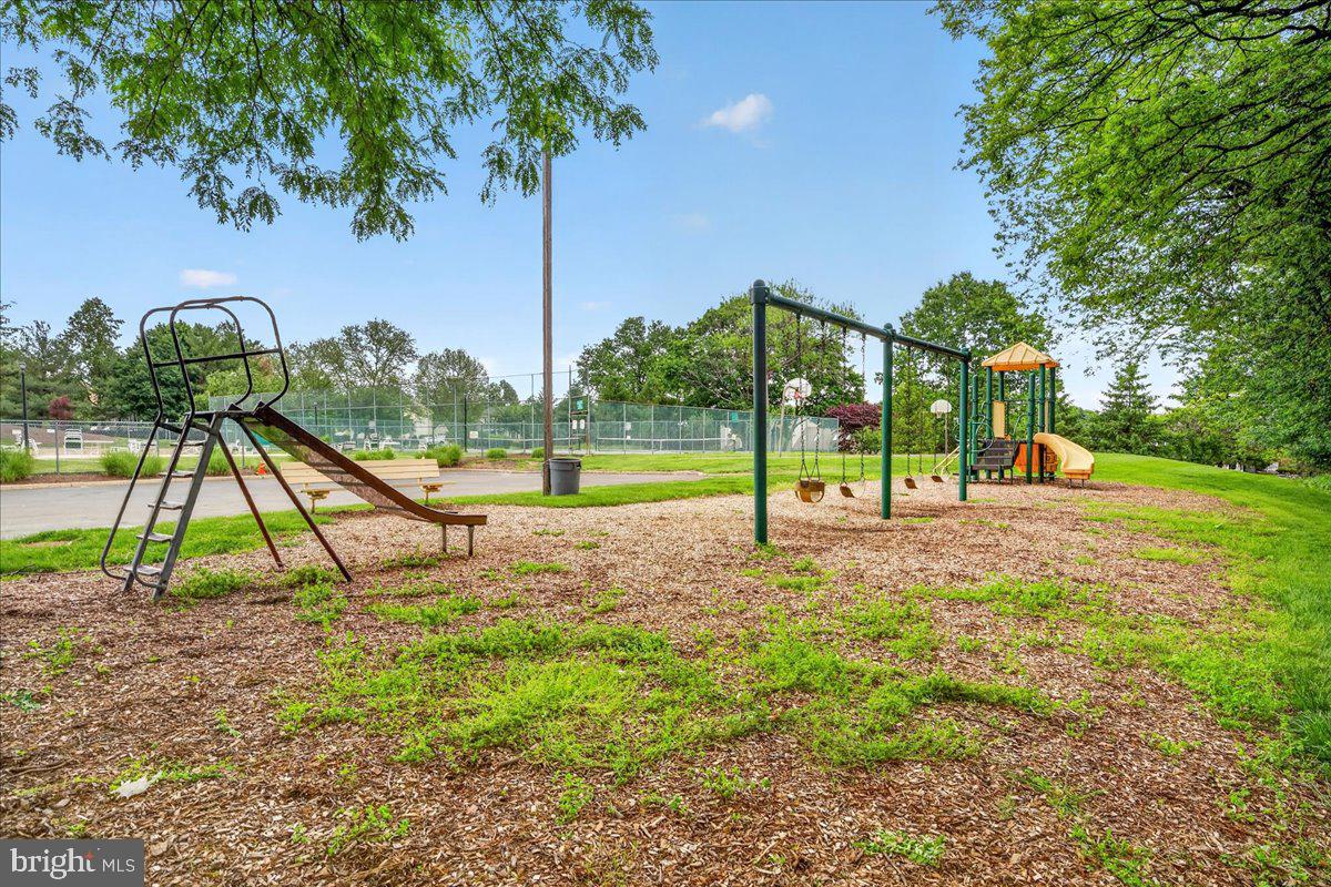 41021 Coopers Pl Property Photo 26