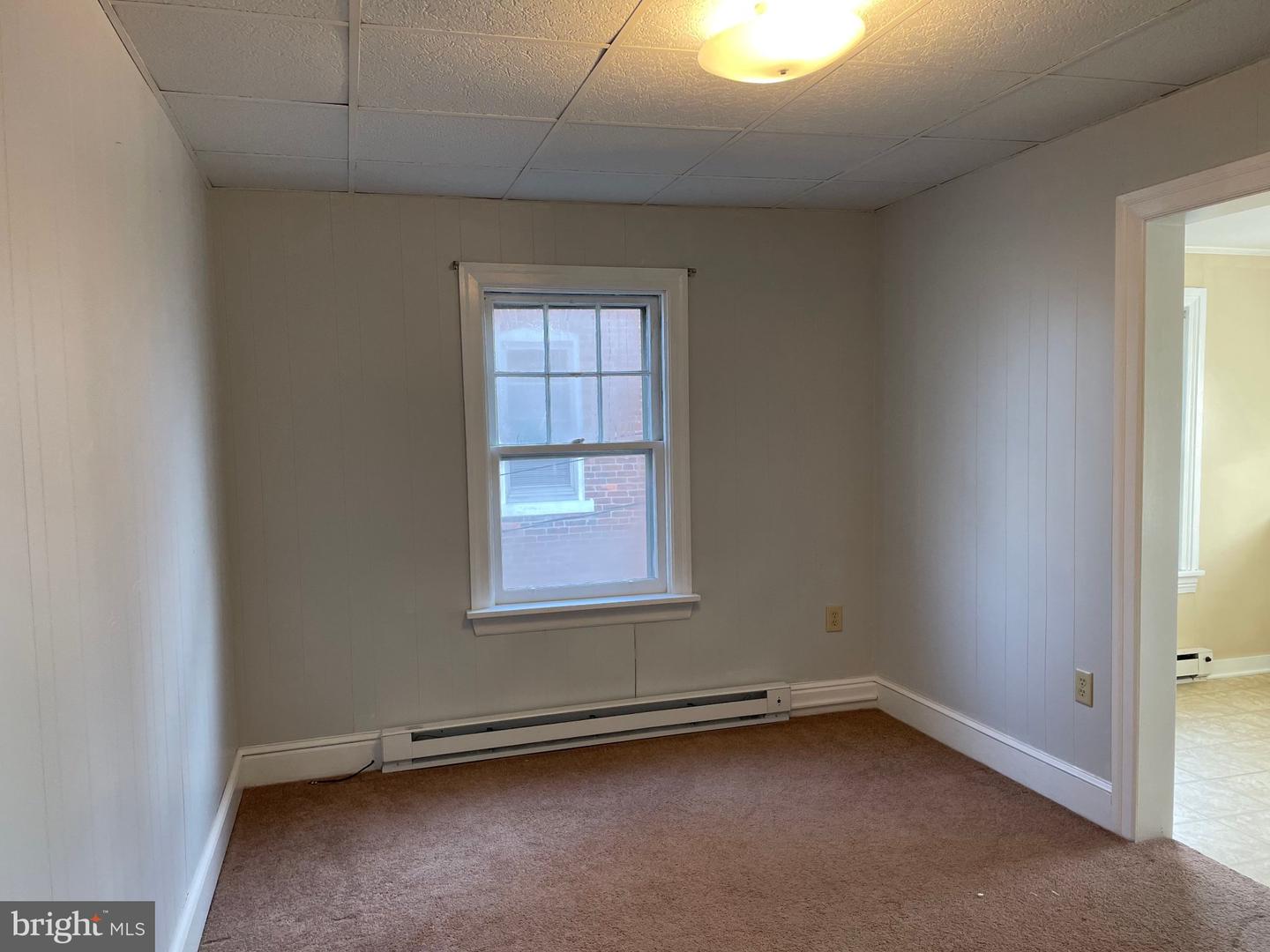 534 W Broad St Property Photo 21