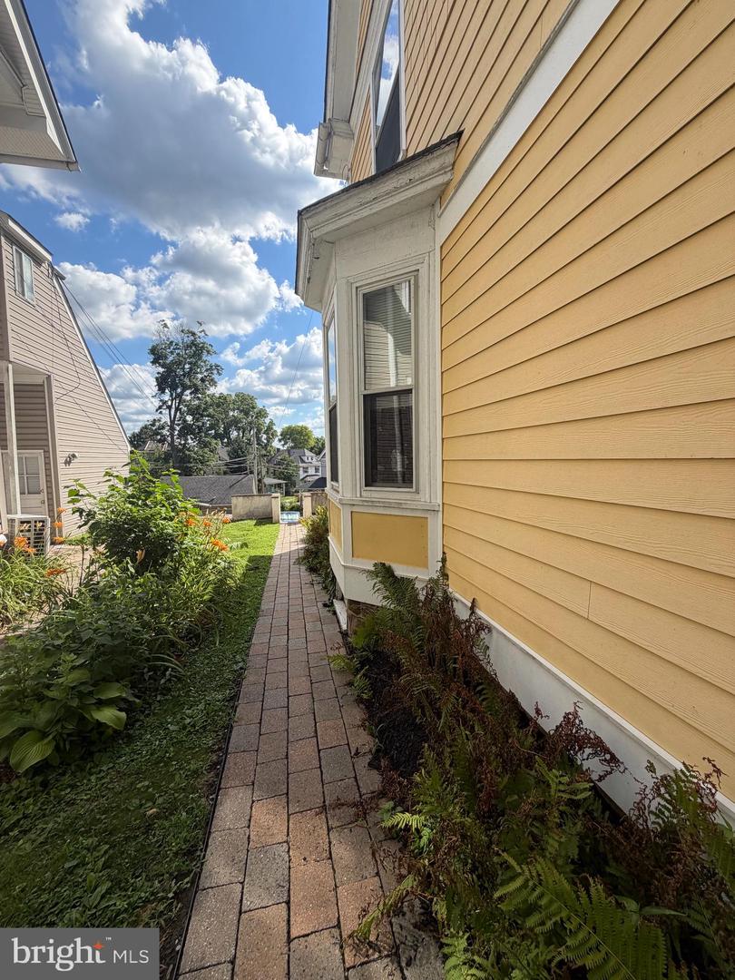 156 Green St Property Photo 19
